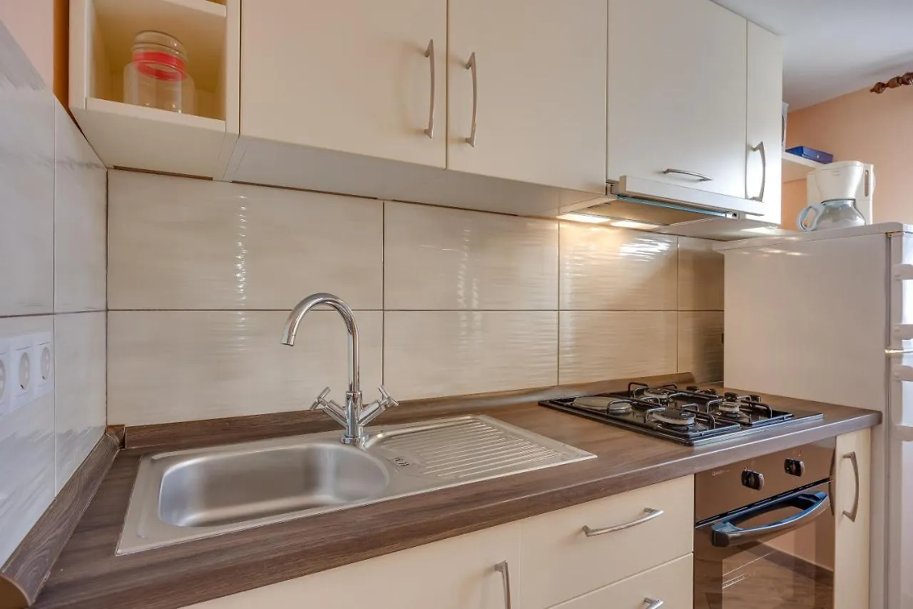 Holiday Home Ema - Happy Rentals Tar-Vabriga