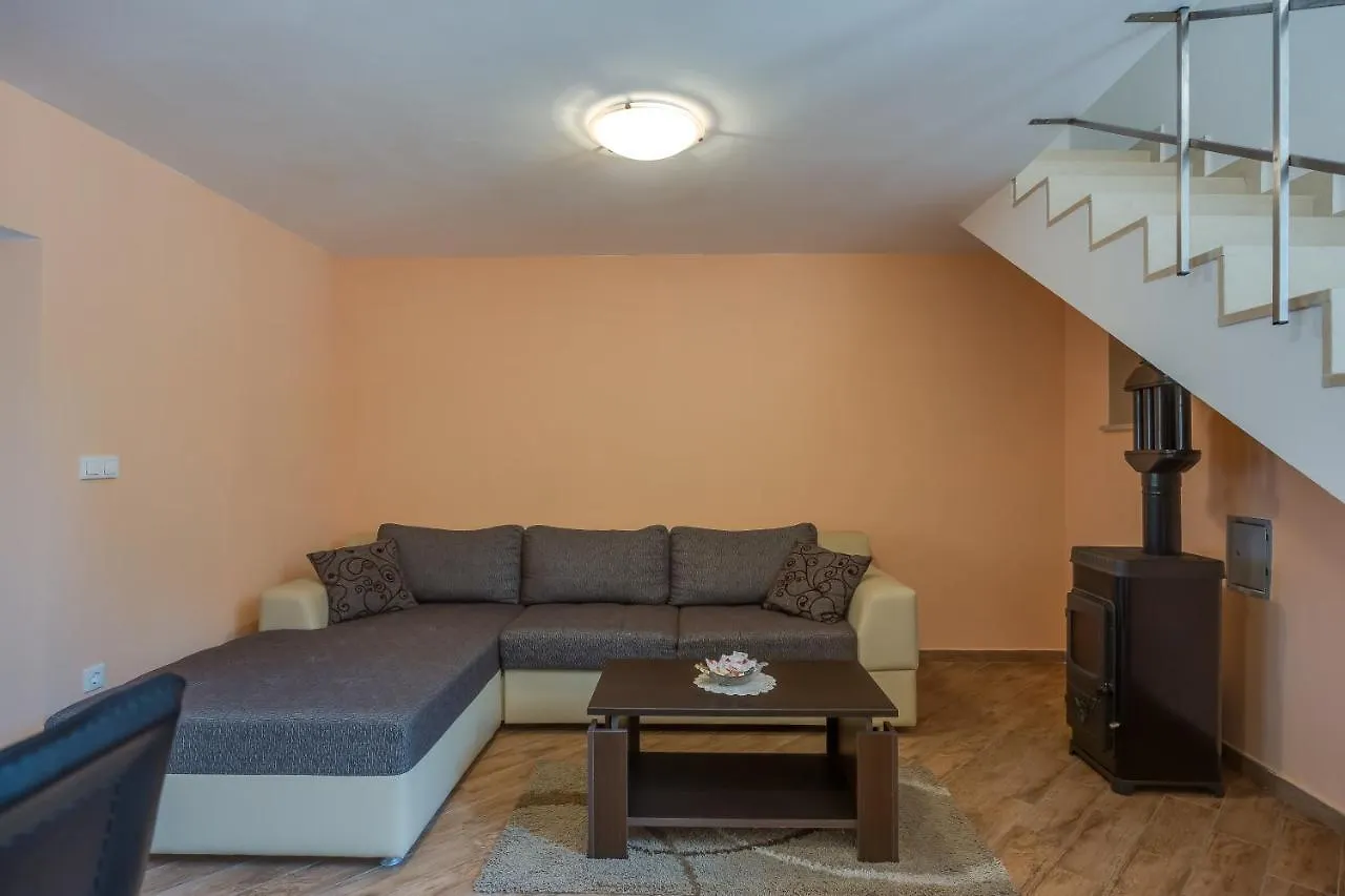 Holiday Home Ema - Happy Rentals Tar-Vabriga 0*,  Croatia
